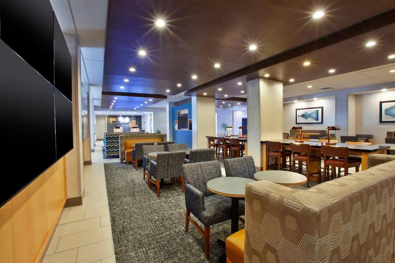 Holiday Inn Express Richmond - Midtown By Ihg Dumbarton 3*,  United States
